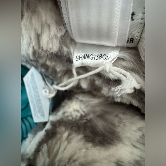 Authentic NWT Jellycat Really Big Bashful Snow Tiger Retired Rare ONLY ONE Cute - Picture 9 of 14